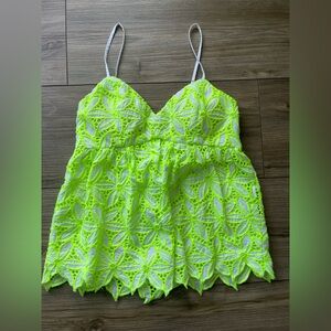 Lilly Pulitzer Mellie Eyelet Top Pepino Green Mambo Neon Size 0